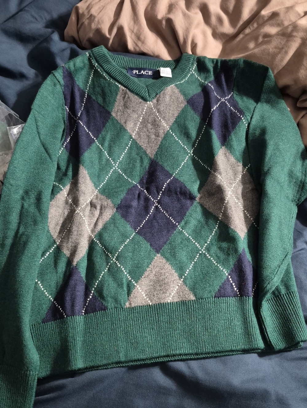 The Children's Place Green Argyle V-Neck Sweater with Navy and Gray